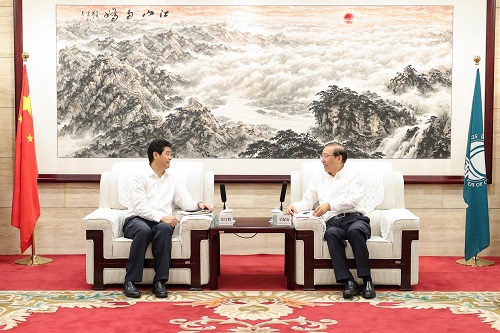始终走在前干在前助力老区苏区全面振兴