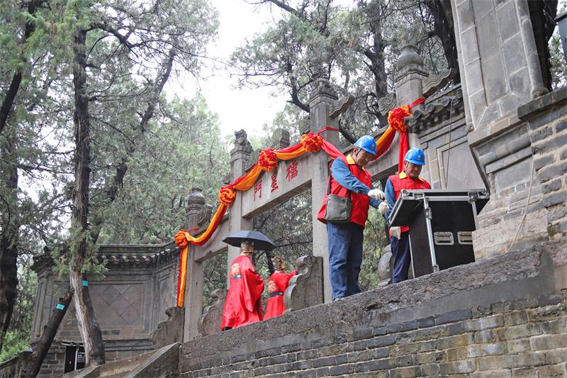 新时代新征程新伟业｜为民服务架起连心桥