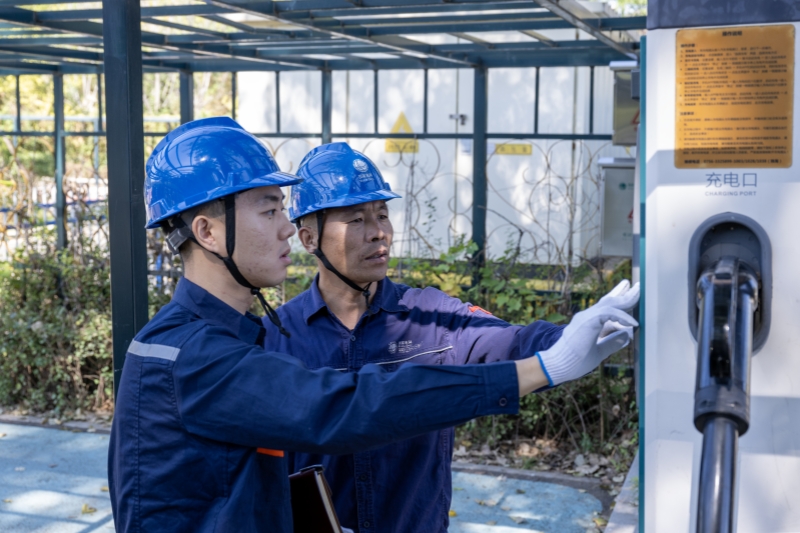 節(jié)日我在崗｜便捷充電助力綠色出行