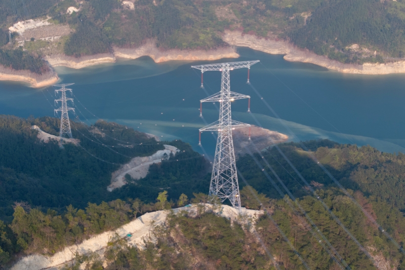 国家电网加快140项迎峰度夏重点工程建设